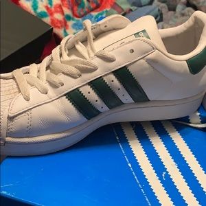 Men size 11 adidas shoes